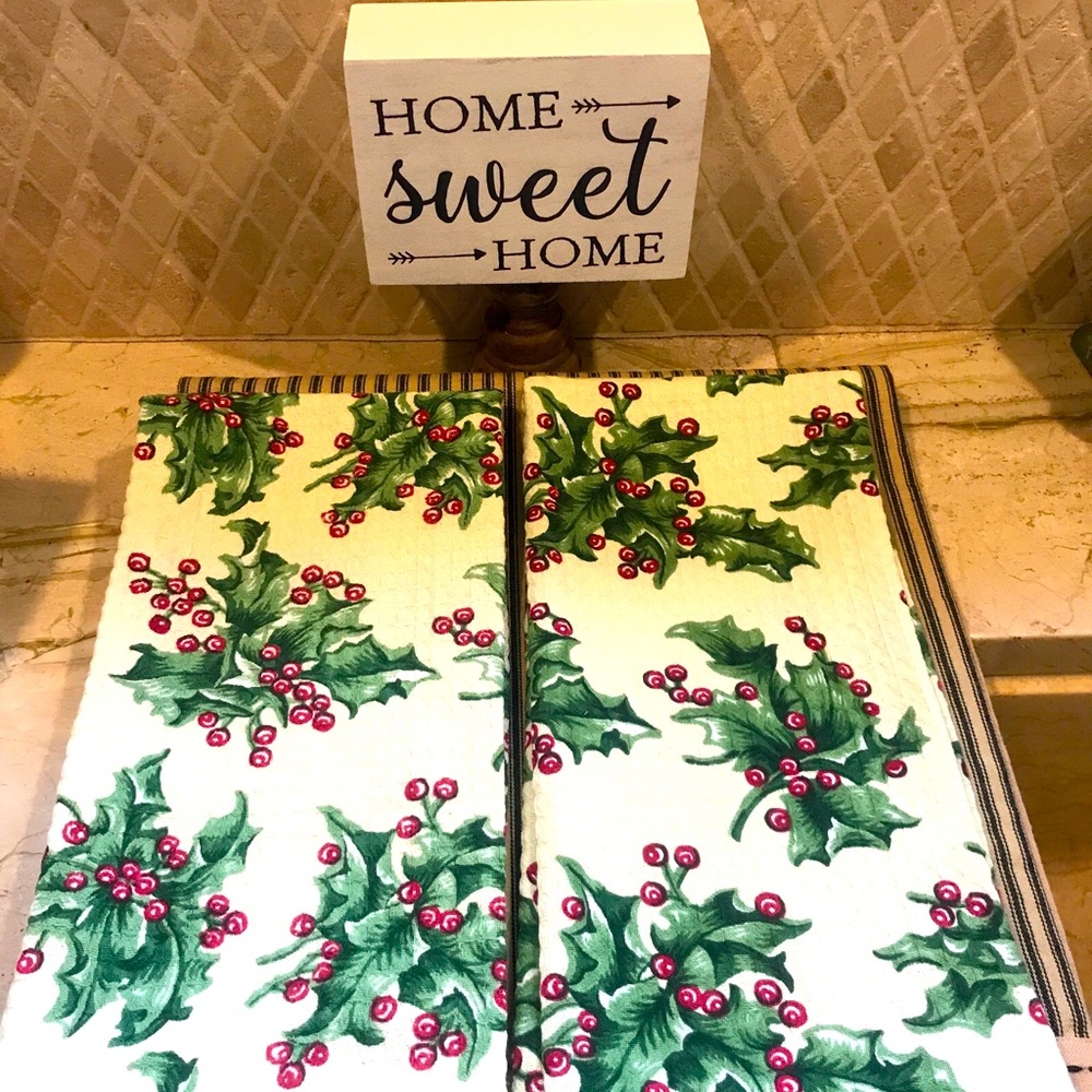 Set of Two April Cornell Holiday Tea Towels Limited Edition